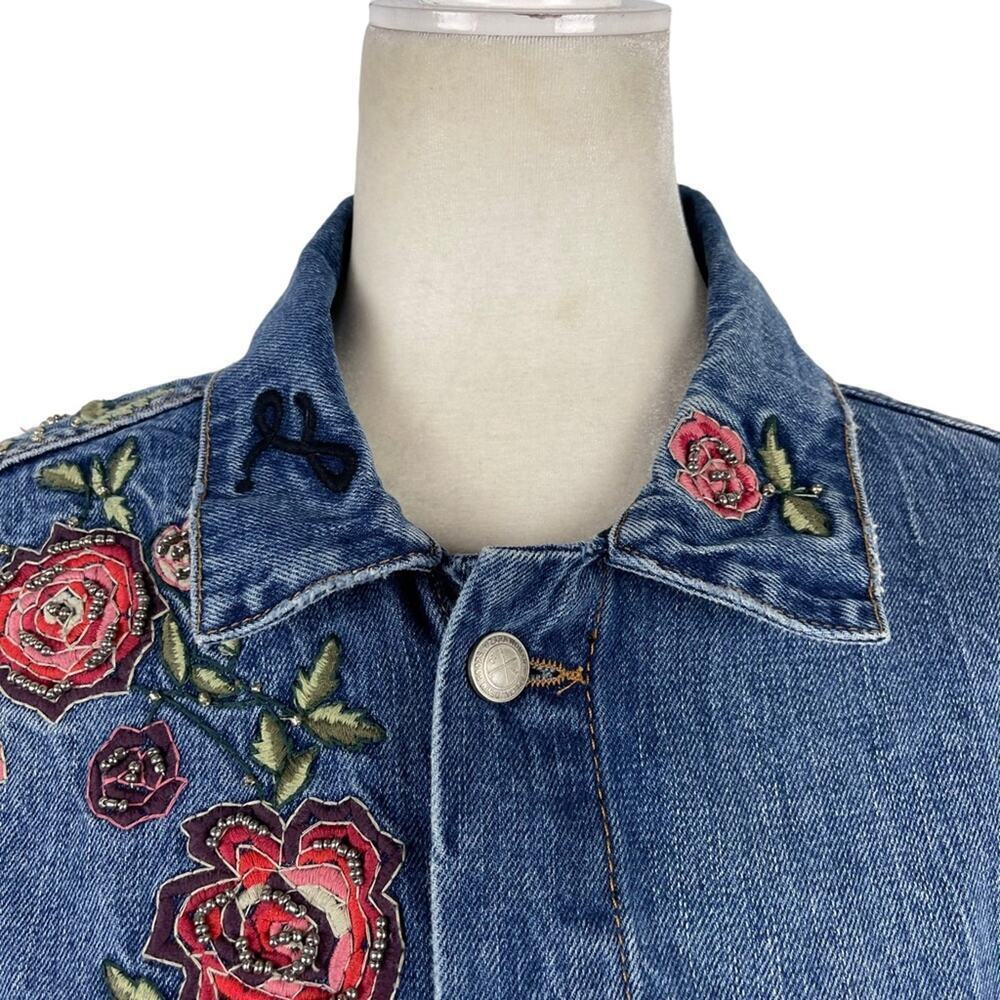Zara Denim Embroidered Love Roses Oversized Jeans Denimwear Jacket Size Small - Picture 8 of 16
